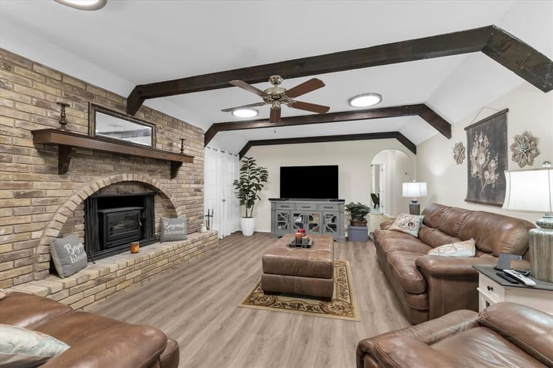 2534 S Robinson Drive, Robinson TX 76706 - Photo 4
