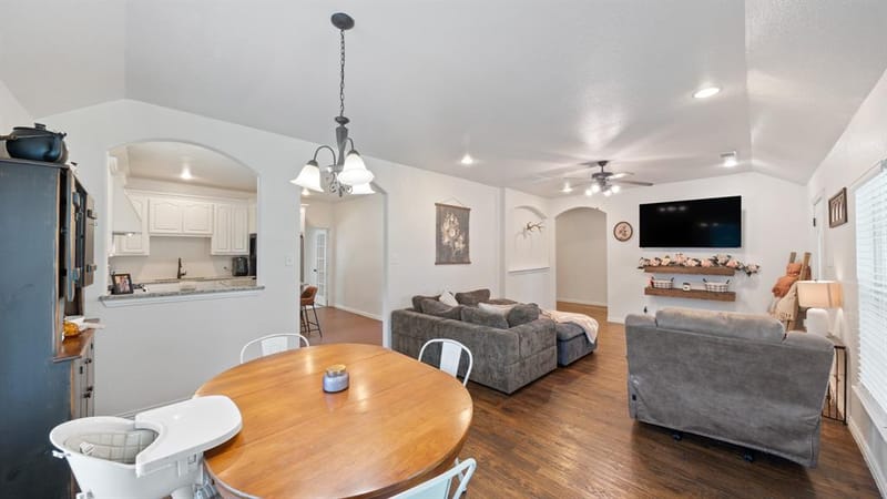 308 E 8th Street, Kaufman TX 75142 - Photo 7