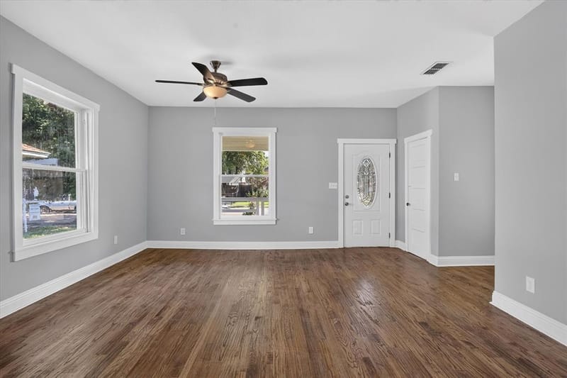 1201 W Arlington Avenue, Fort Worth TX 76110 - Photo 4