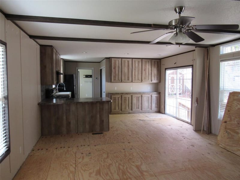 144 9th Street, Whitney TX 76692 - Photo 2