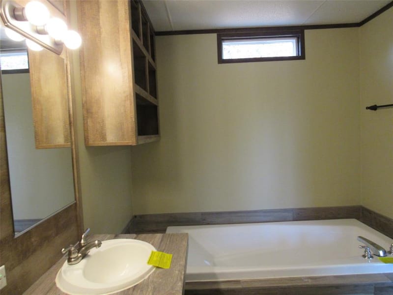 144 9th Street, Whitney TX 76692 - Photo 8