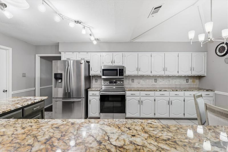 629 Park Lane, Highland Village TX 75077 - Photo 14
