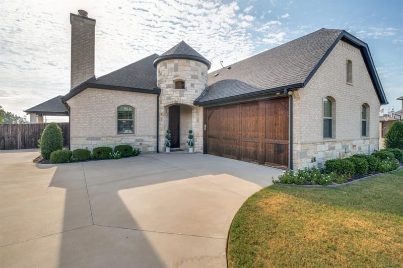551 Chandler Court, Pilot Point TX 76258