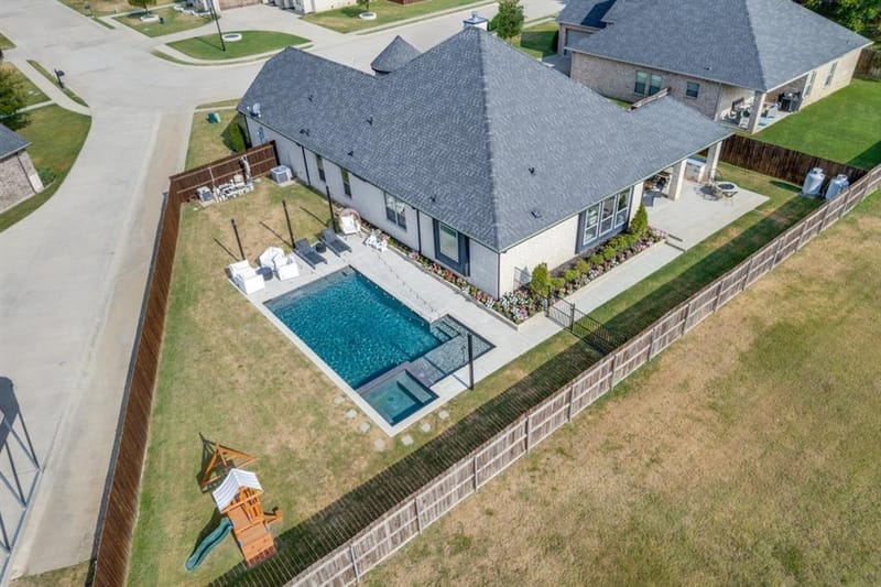 551 Chandler Court, Pilot Point TX 76258 - Photo 28