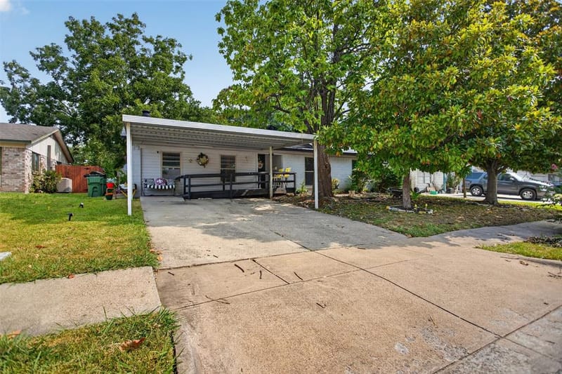 821 Milky Way, Garland TX 75040