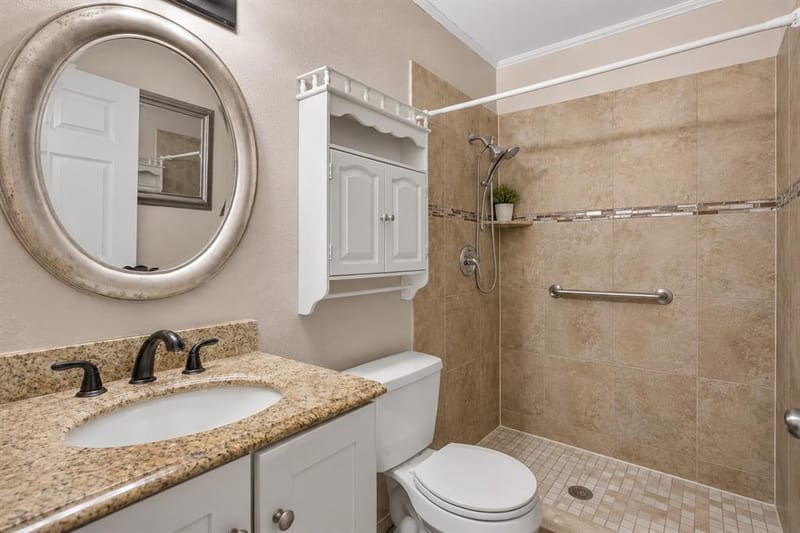 821 Milky Way, Garland TX 75040 - Photo 14