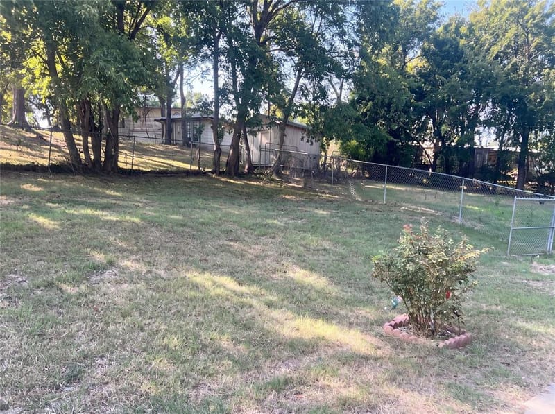 120 Rs County Road 1623, Lone Oak TX 75453 - Photo 19