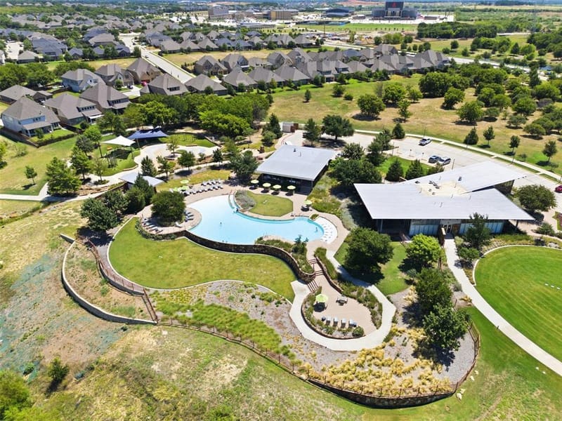 10813 Sycamore Falls Drive, Flower Mound TX 76226 - Photo 36