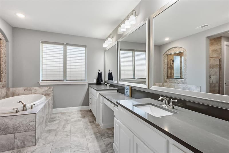 10813 Sycamore Falls Drive, Flower Mound TX 76226 - Photo 20