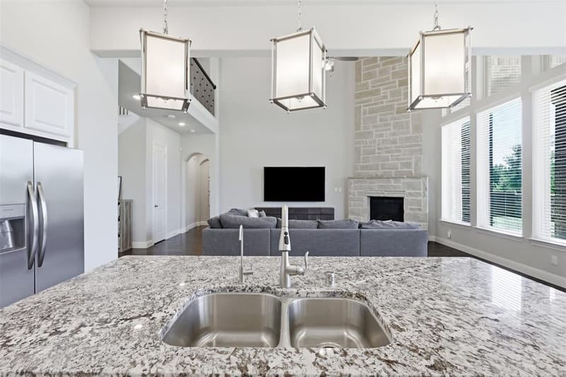 10813 Sycamore Falls Drive, Flower Mound TX 76226 - Photo 18
