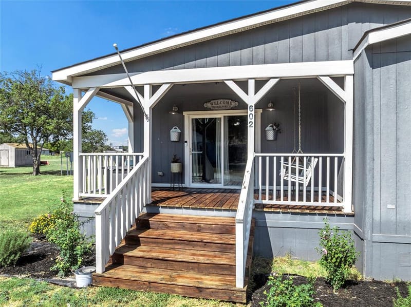 602 S 3rd Street, Abbott TX 76621 - Photo 5