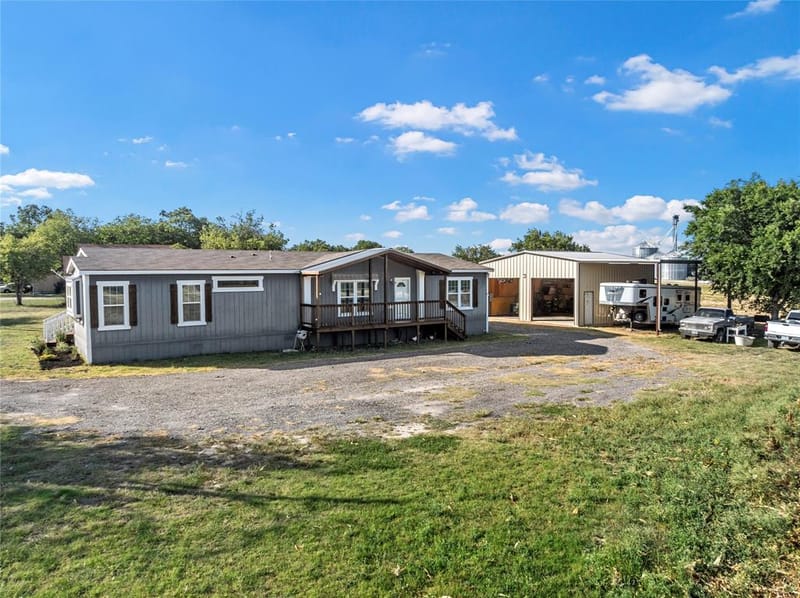 602 S 3rd Street, Abbott TX 76621 - Photo 4