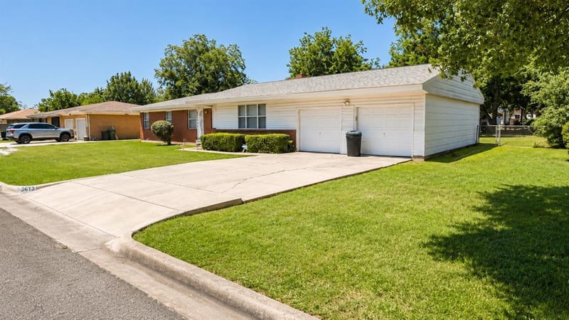 3613 Chaffin Drive, Richland Hills TX 76118 - Photo 4