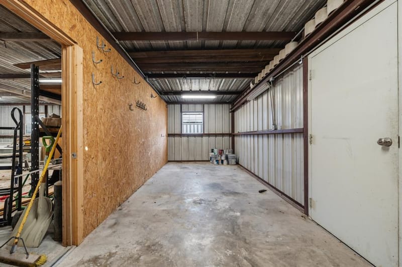 1122 W White Oak Road, West TX 76691 - Photo 27