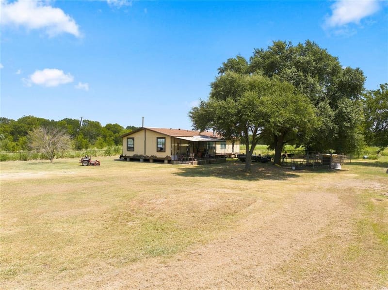 620 PARK Street, Leroy TX 76624 - Photo 11