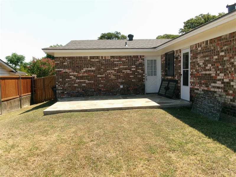 4204 Burke Road, Fort Worth TX 76119 - Photo 30