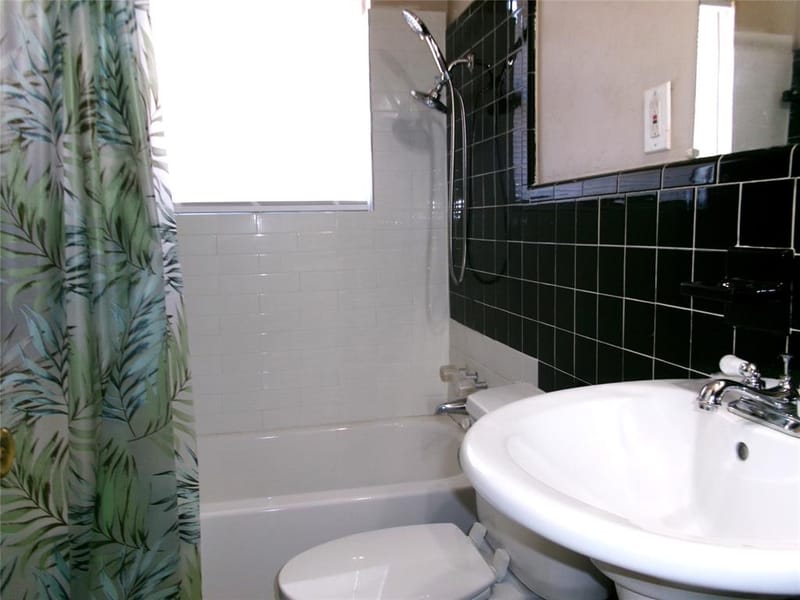 4204 Burke Road, Fort Worth TX 76119 - Photo 29
