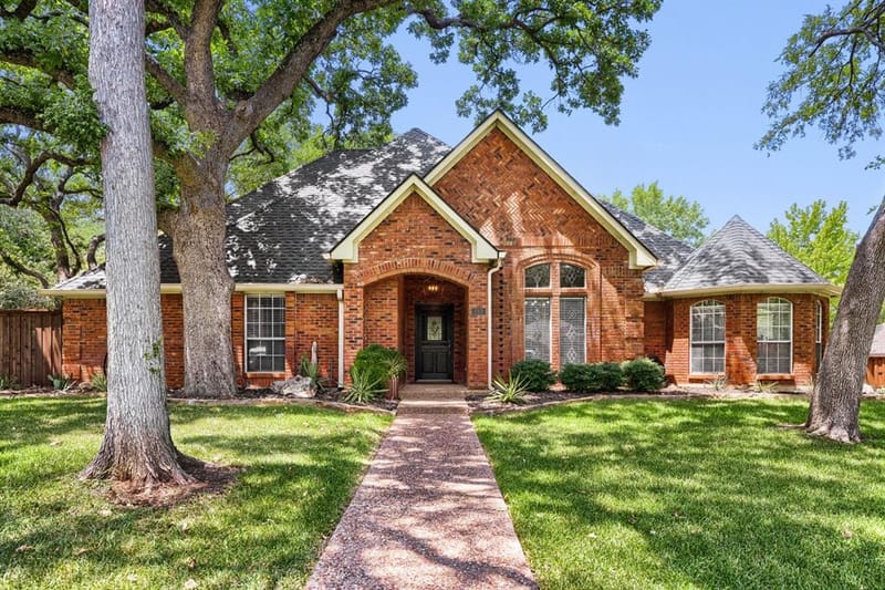 410 Longfellow Drive, Highland Village TX 75077