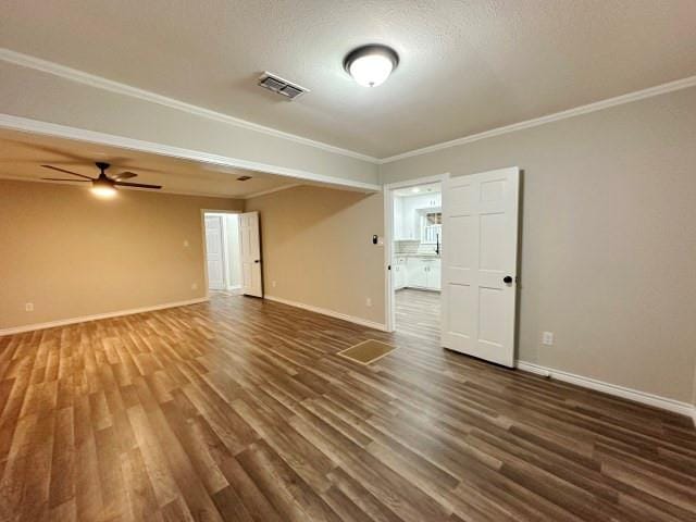 302 W Highland Avenue, Comanche TX 76442 - Photo 13