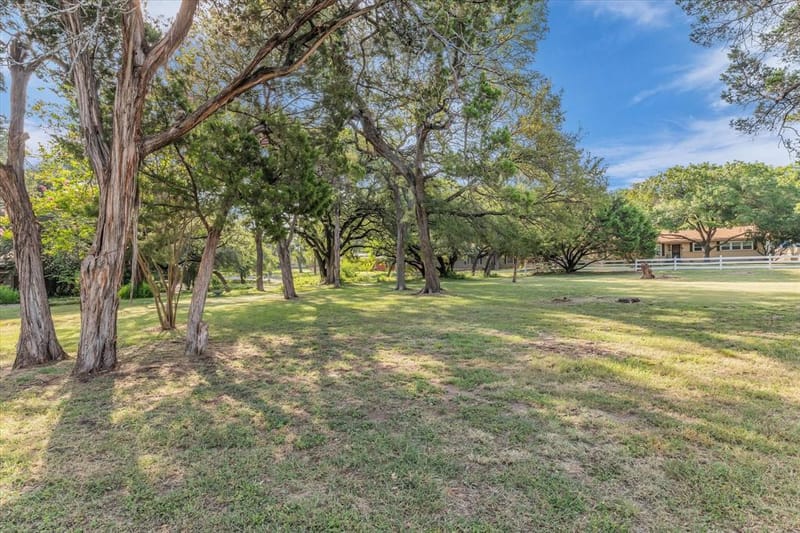 5625 Oakview Street, Waco TX 76710 - Photo 33