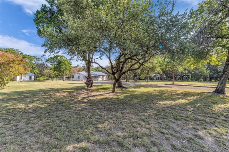 5625 Oakview Street, Waco TX 76710 - Photo 31