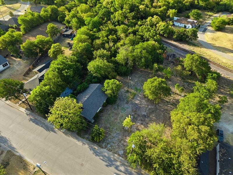 400 & 402 Wyatt Street, Waxahachie TX 75165 - Photo 3