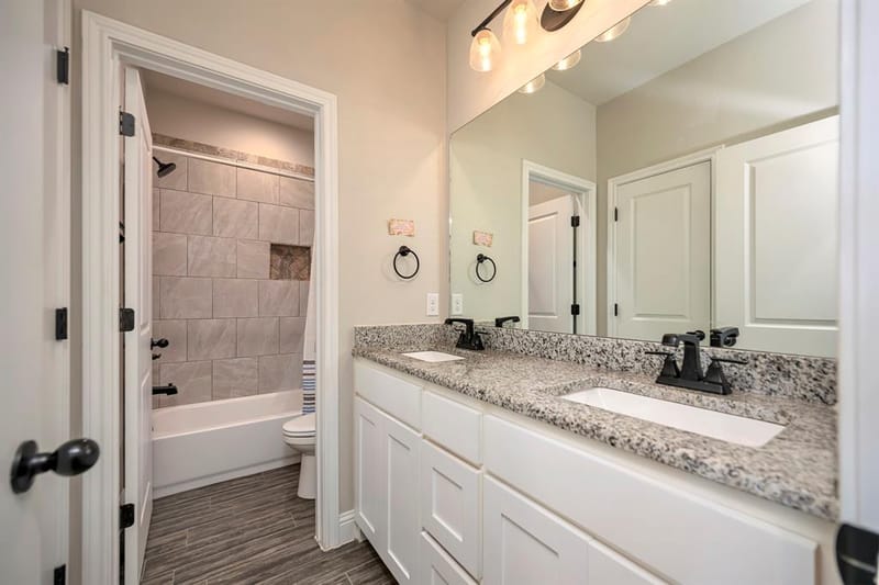 917 E 3rd Street, Springtown TX 76082 - Photo 26