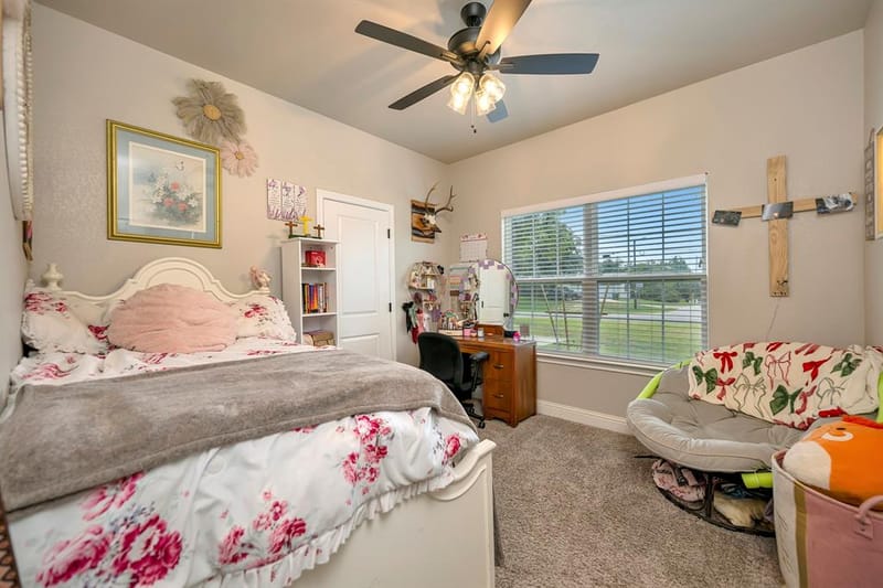 917 E 3rd Street, Springtown TX 76082 - Photo 25