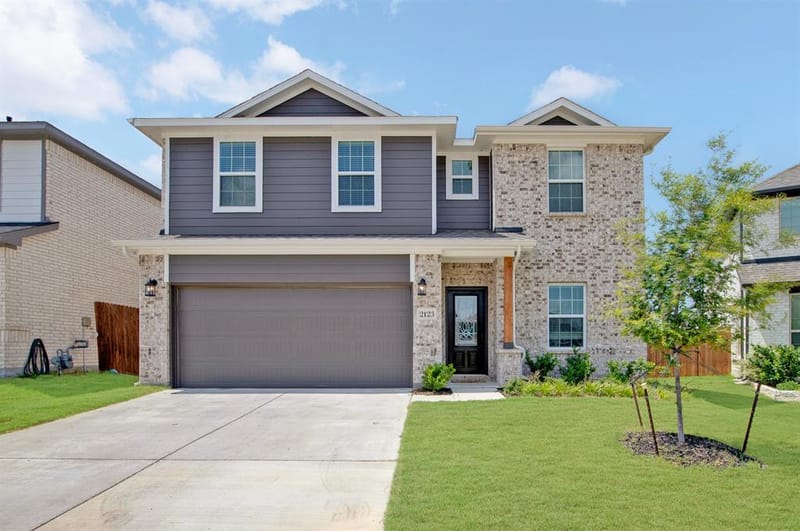 2123 Milligan Street, Forney TX 75126 - Photo 2