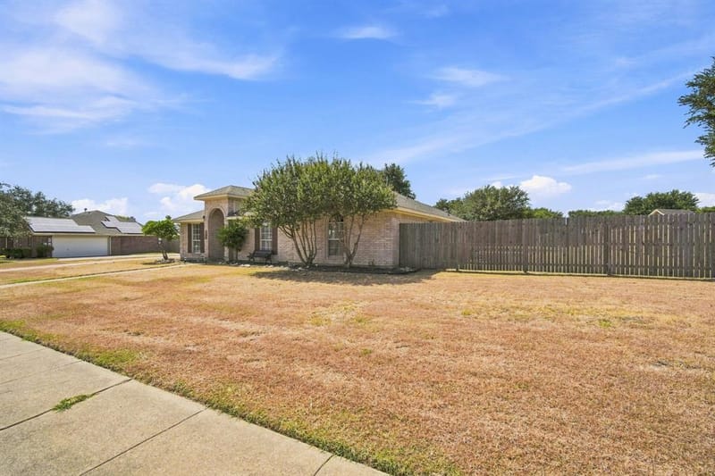 760 S Ridge Drive, Midlothian TX 76065 - Photo 3