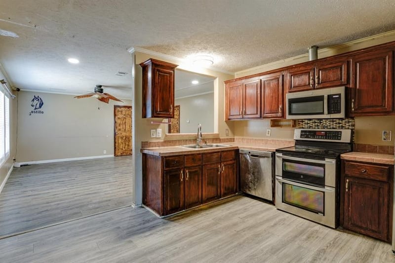 2802 Gooch Street, Dallas TX 75241 - Photo 5