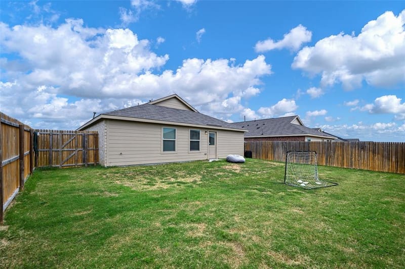 1104 Crestview Drive, Hutchins TX 75141 - Photo 15