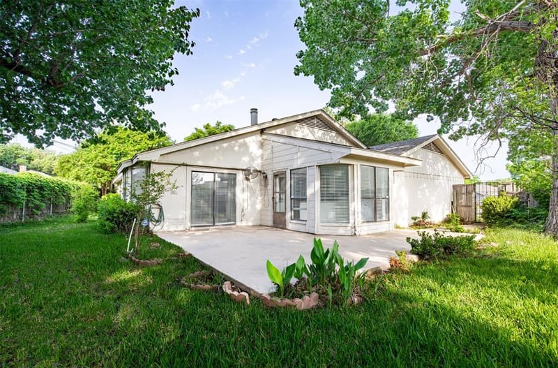 1102 St Croix Court, Arlington TX 76012 - Photo 29