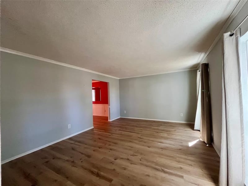 7410 Boisenberry Lane, Dallas TX 75249 - Photo 9