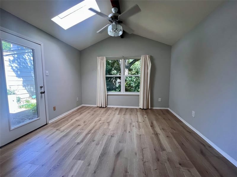 7410 Boisenberry Lane, Dallas TX 75249 - Photo 11
