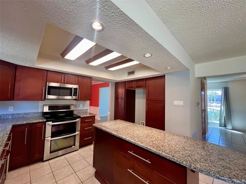 7410 Boisenberry Lane, Dallas TX 75249 - Photo 19