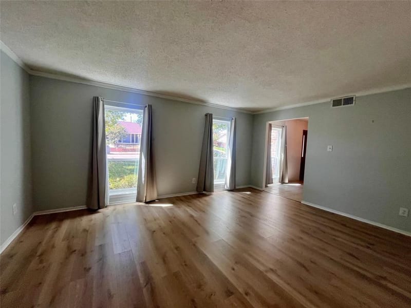 7410 Boisenberry Lane, Dallas TX 75249 - Photo 8