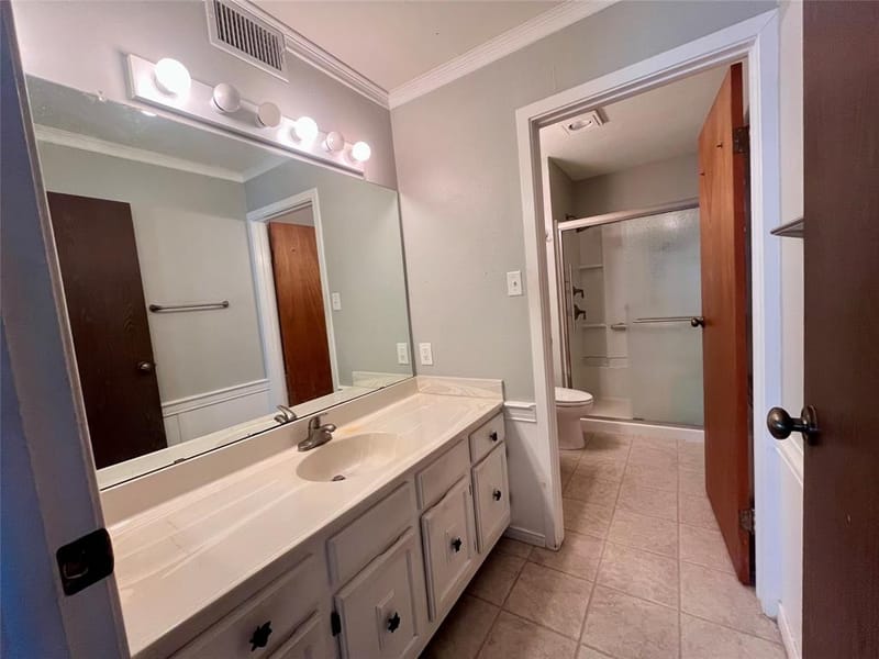7410 Boisenberry Lane, Dallas TX 75249 - Photo 21