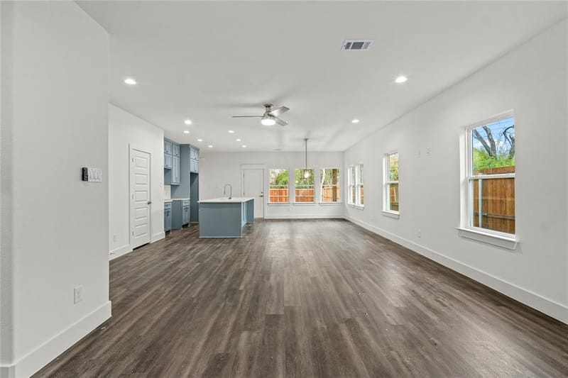 3335 Spring Avenue, Dallas TX 75215 - Photo 6