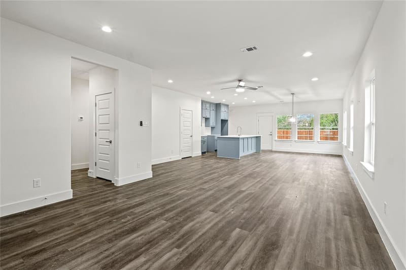 3335 Spring Avenue, Dallas TX 75215 - Photo 5