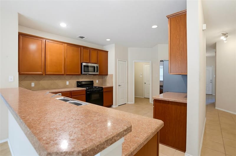 904 Buffalo Creek Drive, McKinney TX 75072 - Photo 9