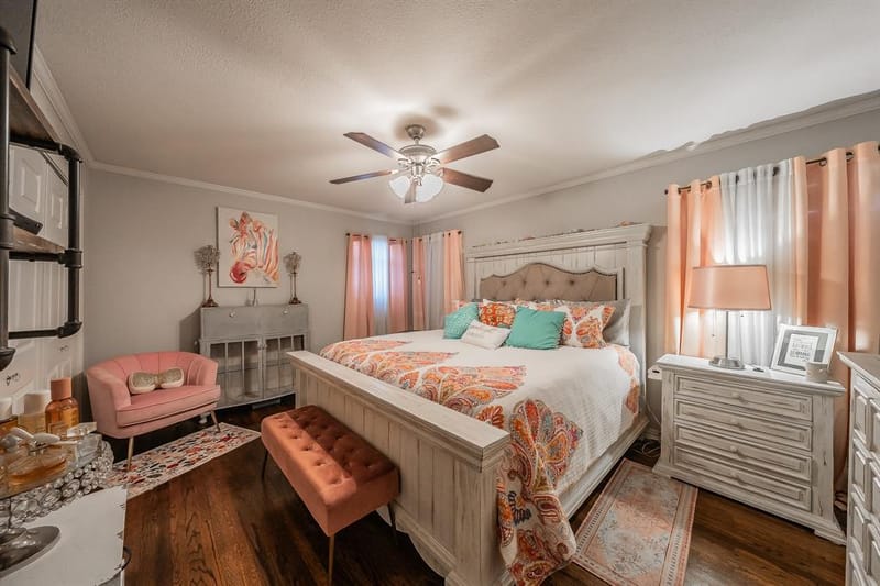 1045 Valentine Street, Hurst TX 76053 - Photo 17