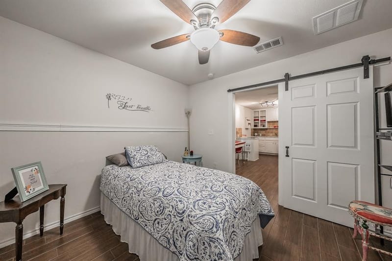 1045 Valentine Street, Hurst TX 76053 - Photo 30
