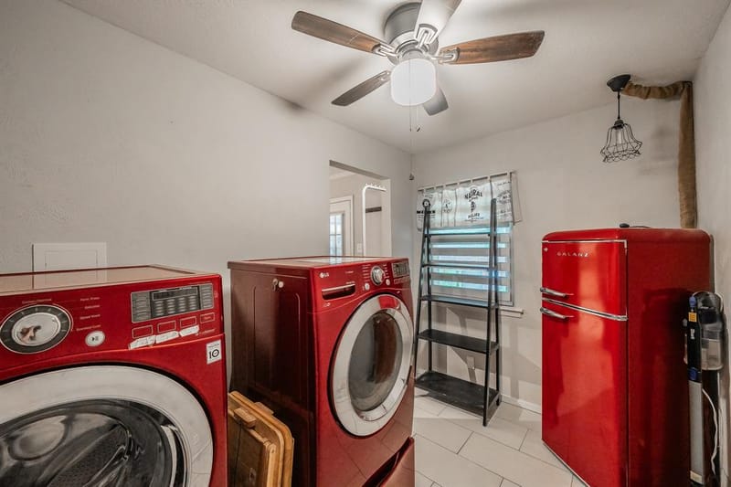 1045 Valentine Street, Hurst TX 76053 - Photo 10