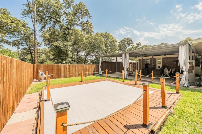 1045 Valentine Street, Hurst TX 76053 - Photo 33