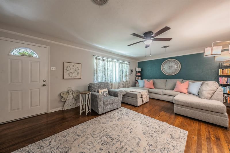 1045 Valentine Street, Hurst TX 76053 - Photo 4