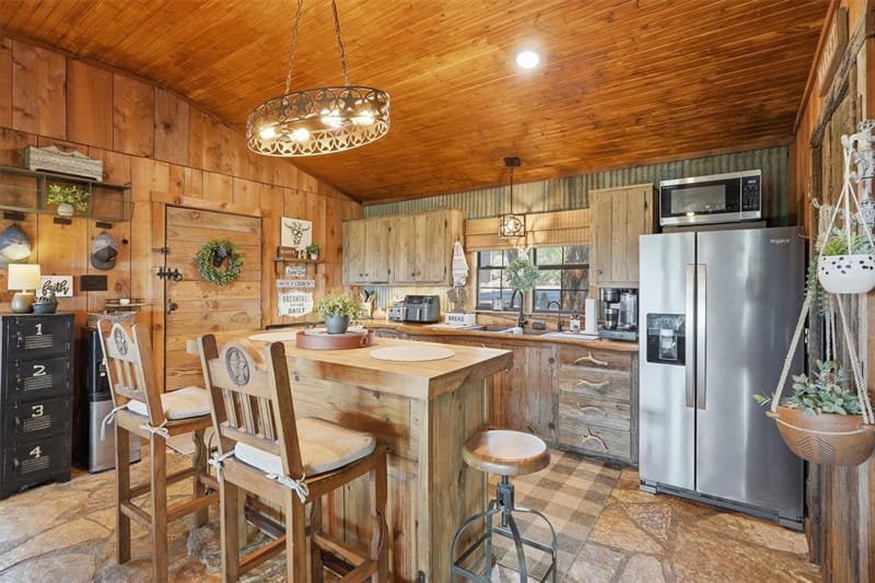 4800 Rock Church Highway, Tolar TX 76476 - Photo 11
