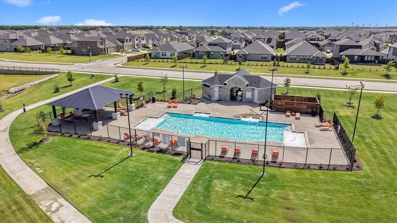 1721 Rushpea, Royse City TX 75189 - Photo 36