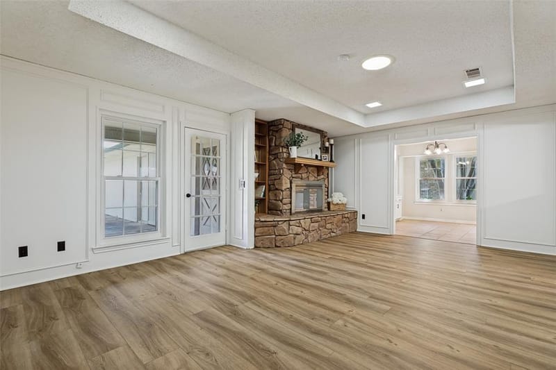 2212 Kirby Drive, Plano TX 75075 - Photo 9
