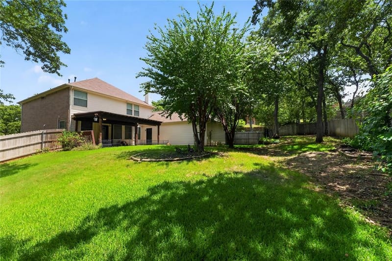 720 Big Horn Trail, Crowley TX 76036 - Photo 5